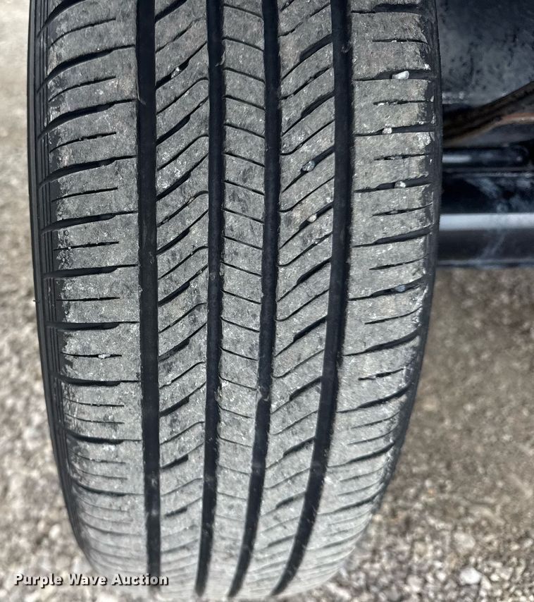 image for item EG5805 2007 Kawasaki Mule 3010 utility vehicle