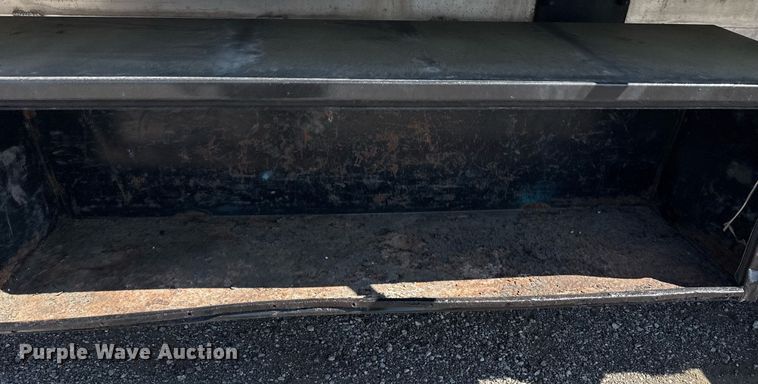 image for item EG5813 2013 International 4400 Crew Cab dump flatbed truck