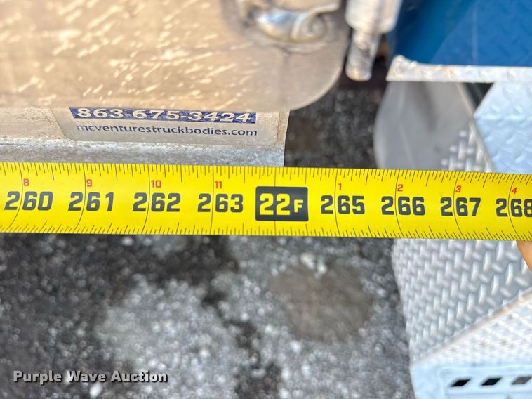 image for item EG5813 2013 International 4400 Crew Cab dump flatbed truck