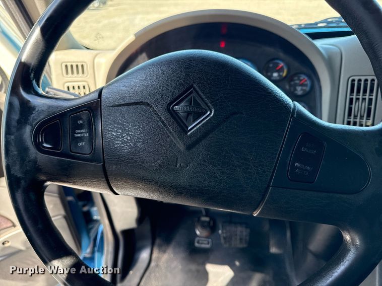 image for item EG5813 2013 International 4400 Crew Cab dump flatbed truck