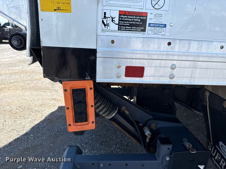 image for item EG5818 2017 Dodge Ram 5500HD box truck