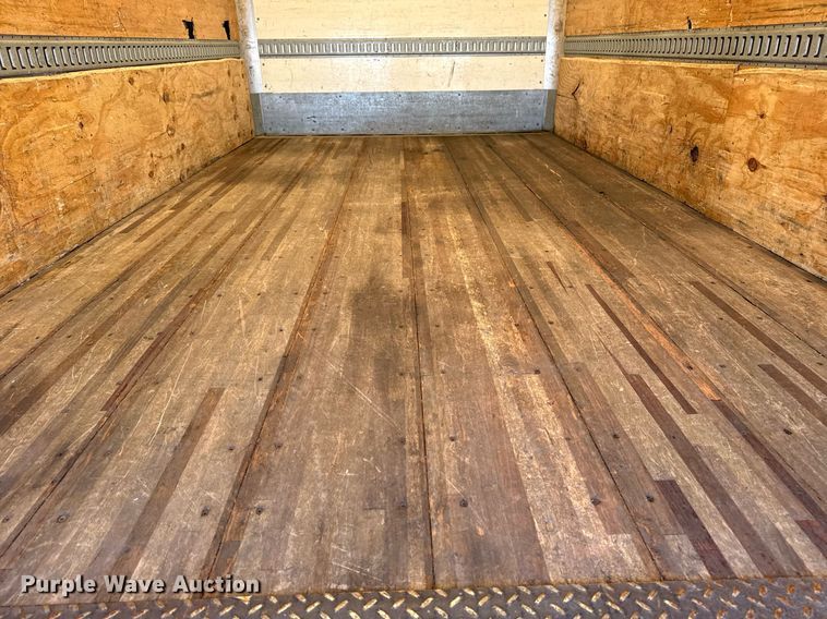 image for item EG5818 2017 Dodge Ram 5500HD box truck