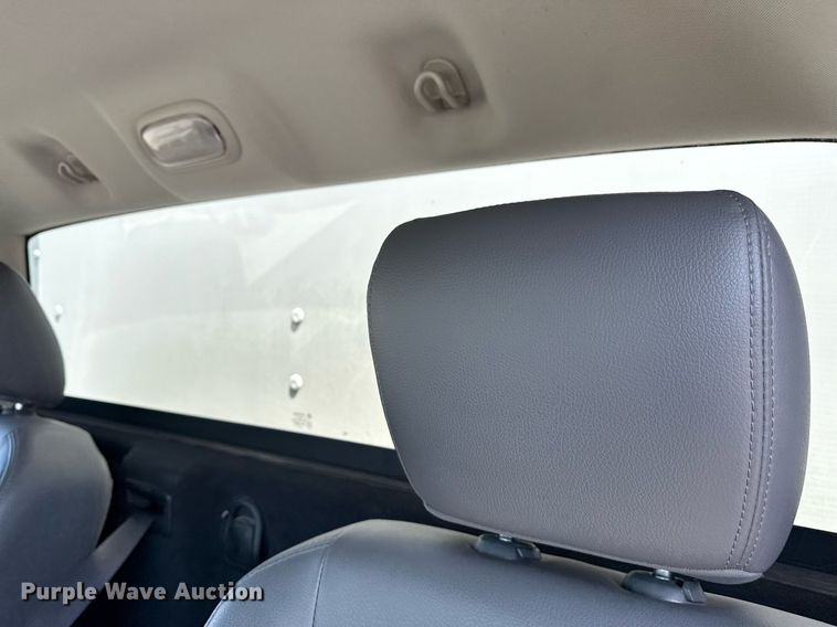 image for item EG5818 2017 Dodge Ram 5500HD box truck