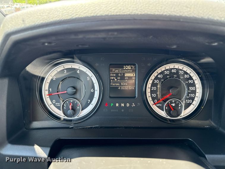 image for item EG5818 2017 Dodge Ram 5500HD box truck