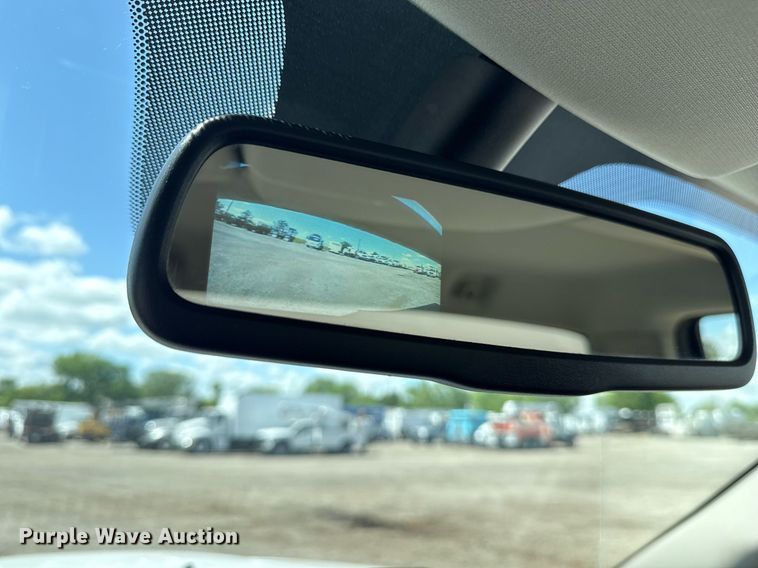 image for item EG5818 2017 Dodge Ram 5500HD box truck