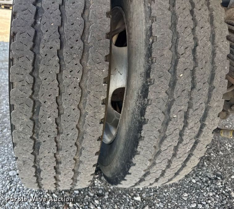 image for item EG5818 2017 Dodge Ram 5500HD box truck