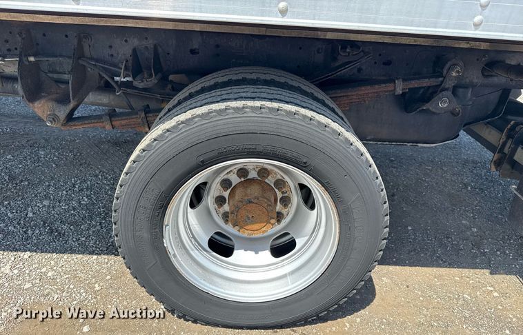 image for item EG5818 2017 Dodge Ram 5500HD box truck