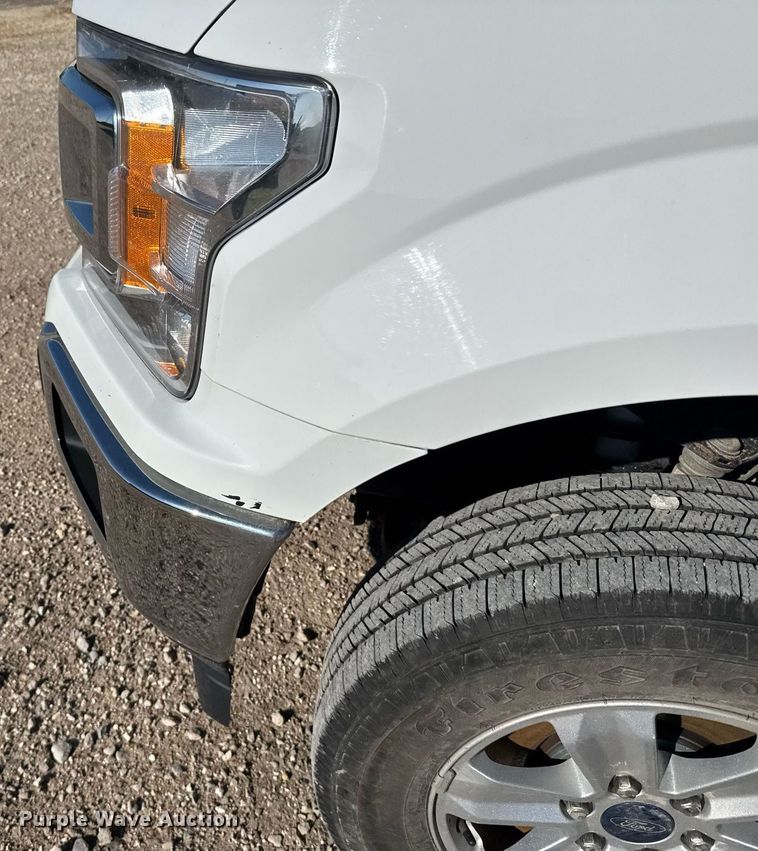 image for item EG6432 2019 Ford F150 SuperCrew pickup truck