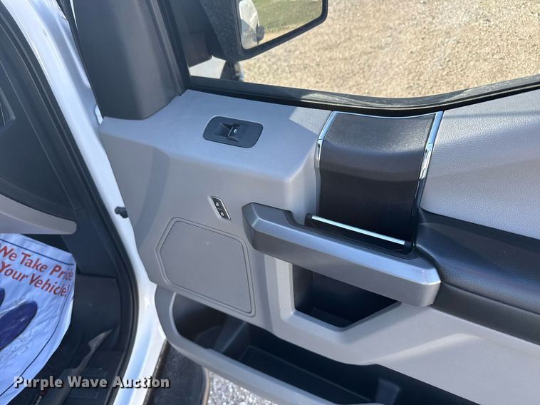 image for item EG6432 2019 Ford F150 SuperCrew pickup truck