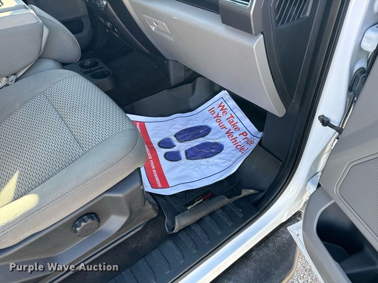 image for item EG6432 2019 Ford F150 SuperCrew pickup truck