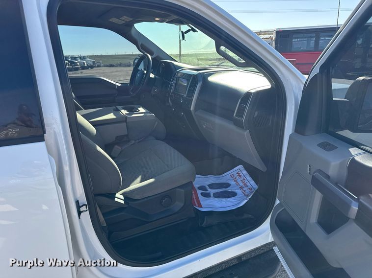 image for item EG6432 2019 Ford F150 SuperCrew pickup truck