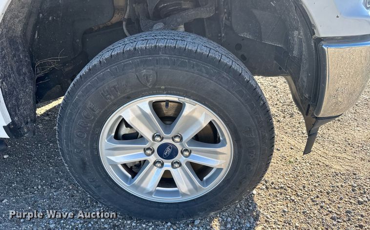 image for item EG6432 2019 Ford F150 SuperCrew pickup truck