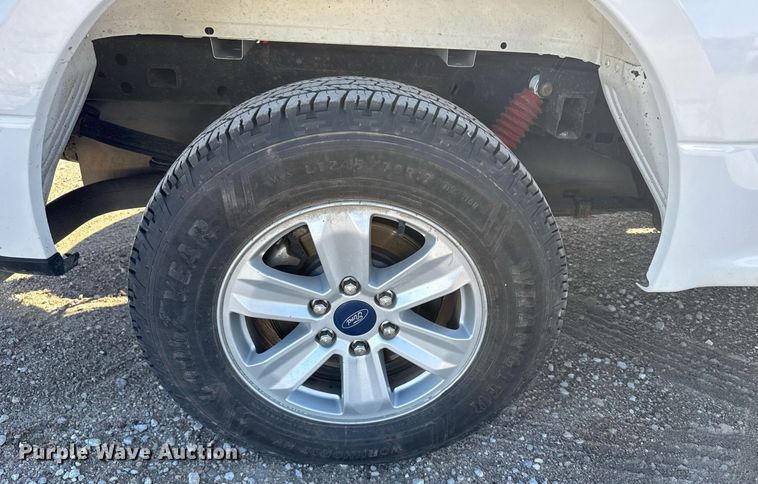 image for item EG6432 2019 Ford F150 SuperCrew pickup truck