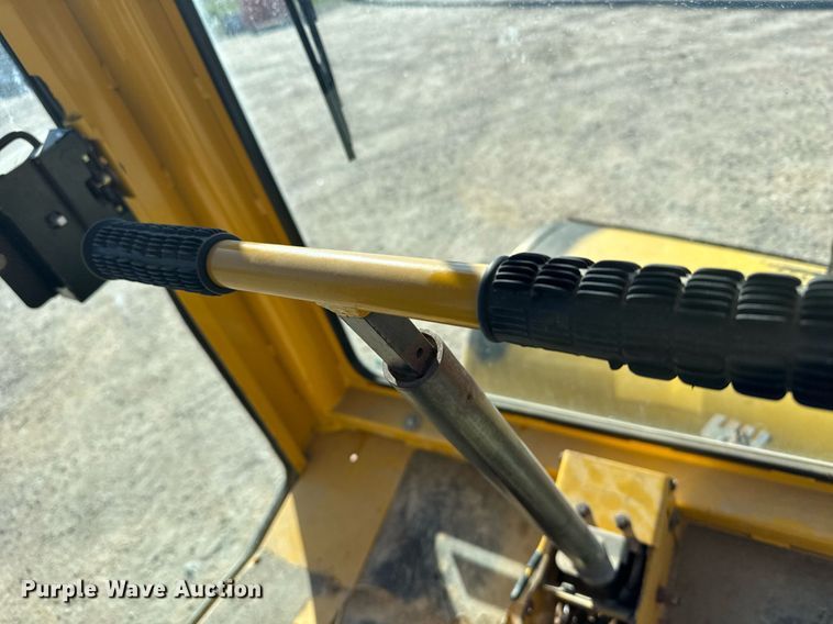 image for item EG6434 Excel Hustler 3400 broom