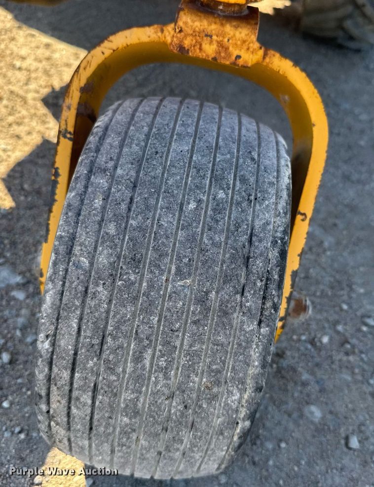 image for item EG6434 Excel Hustler 3400 broom