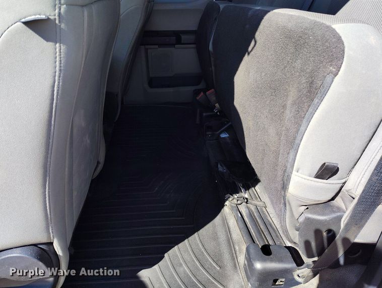 image for item EH0278 2020 Ford F250 Super Duty SuperCab pickup truck