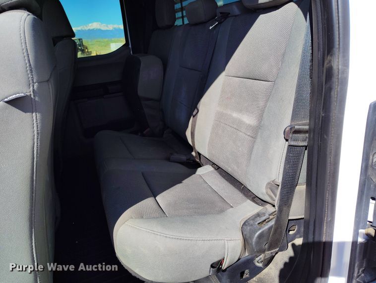 image for item EH0278 2020 Ford F250 Super Duty SuperCab pickup truck