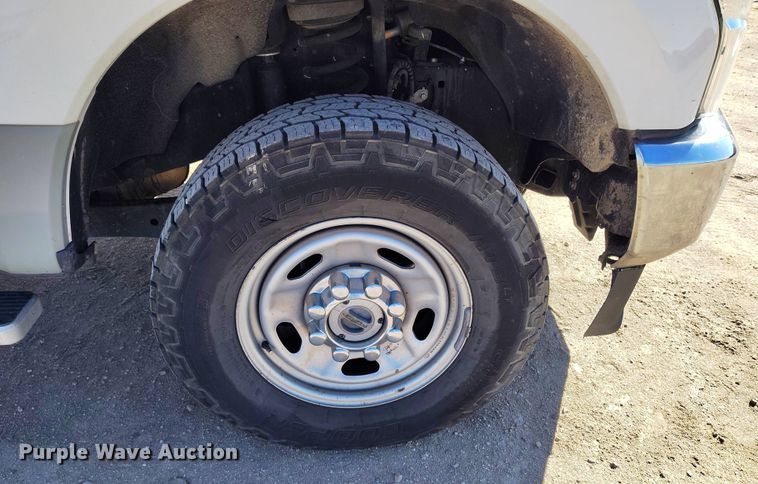 image for item EH0278 2020 Ford F250 Super Duty SuperCab pickup truck