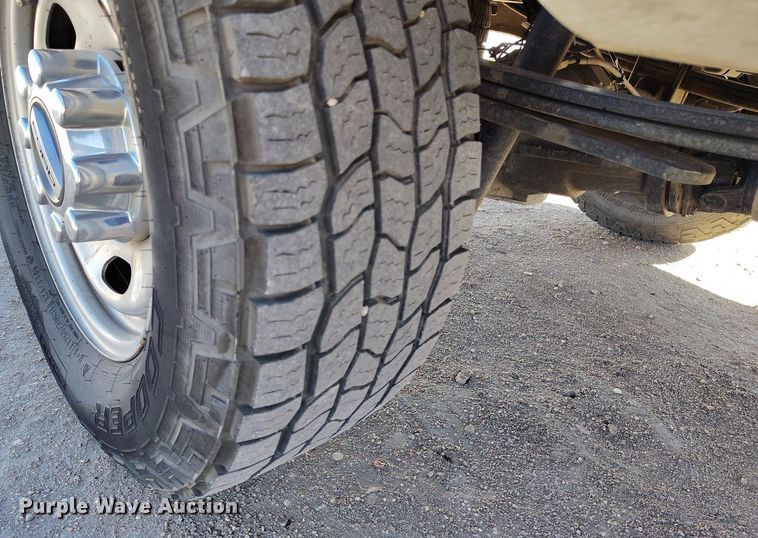 image for item EH0278 2020 Ford F250 Super Duty SuperCab pickup truck