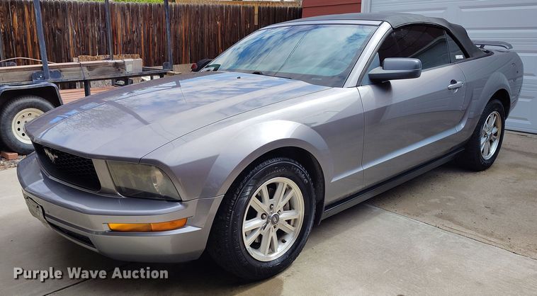 image for item EH0299 2006 Ford Mustang Deluxe convertible