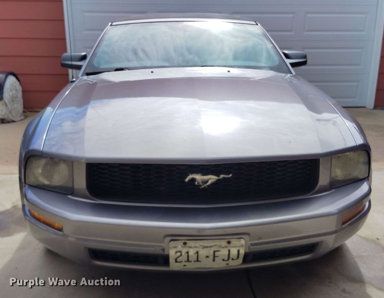 image for item EH0299 2006 Ford Mustang Deluxe convertible