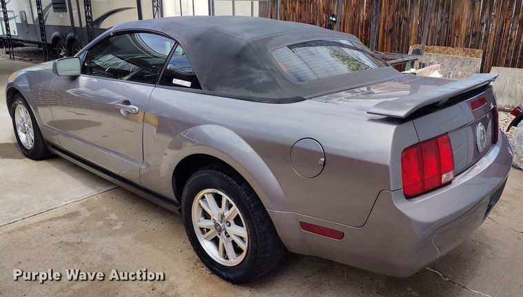 image for item EH0299 2006 Ford Mustang Deluxe convertible