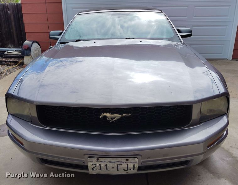 image for item EH0299 2006 Ford Mustang Deluxe convertible