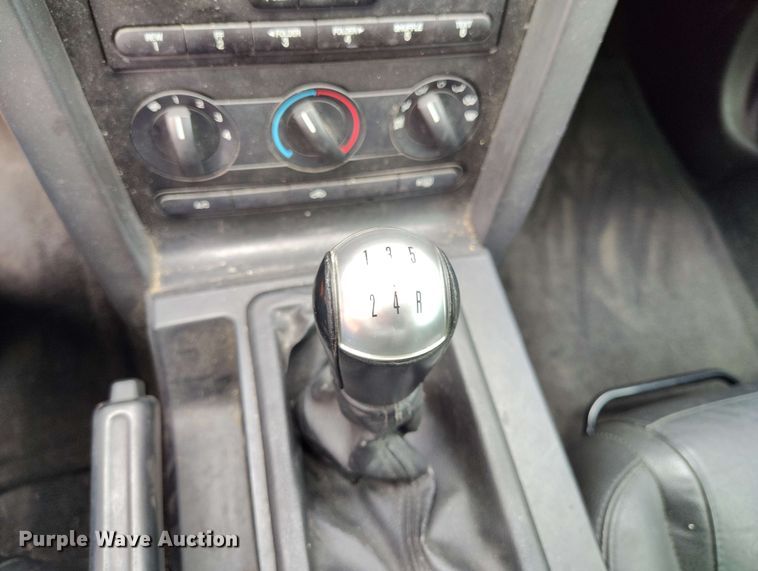 image for item EH0299 2006 Ford Mustang Deluxe convertible