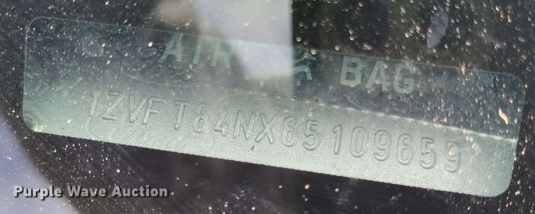 image for item EH0299 2006 Ford Mustang Deluxe convertible