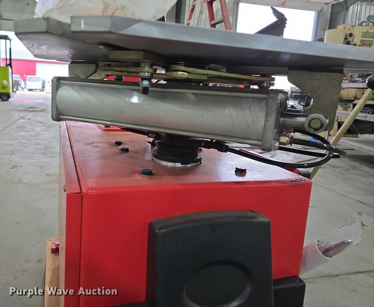 image for item EH8977 Powertek PT-620 tire changer