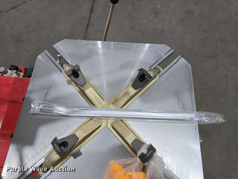 image for item EH8977 Powertek PT-620 tire changer