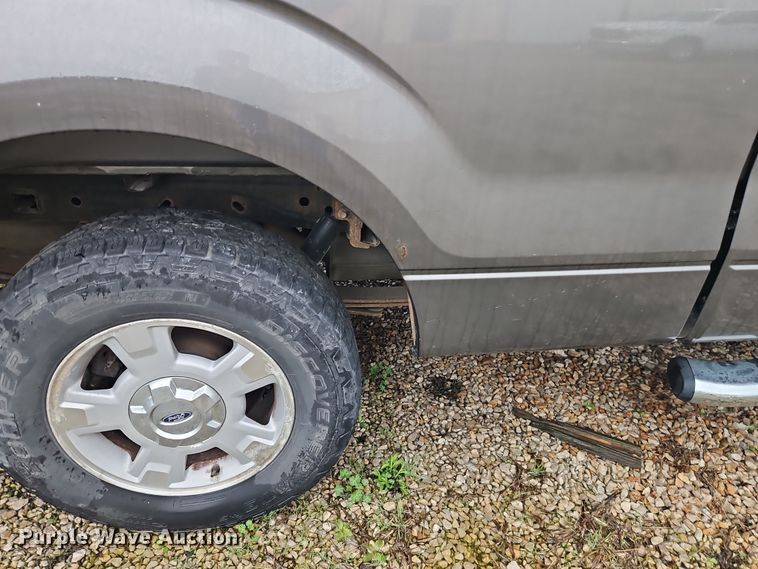 image for item EI8921 2010 Ford F150 SuperCab pickup truck