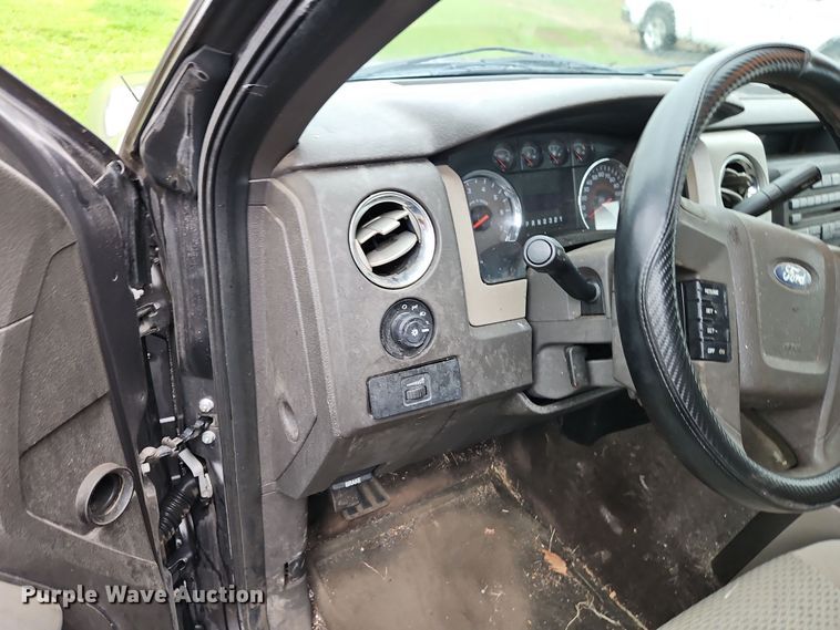 image for item EI8921 2010 Ford F150 SuperCab pickup truck