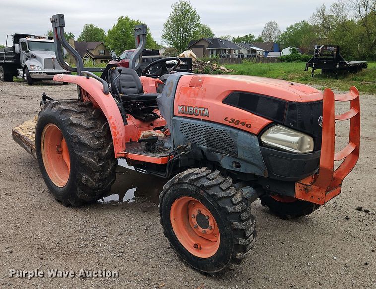 image for item EJ0004 Kubota L3540 tractor