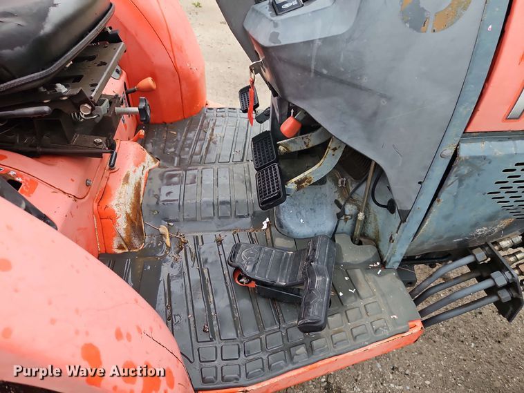 image for item EJ0004 Kubota L3540 tractor