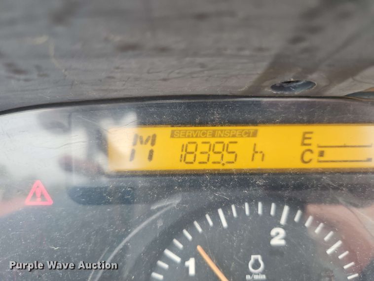 image for item EJ0004 Kubota L3540 tractor