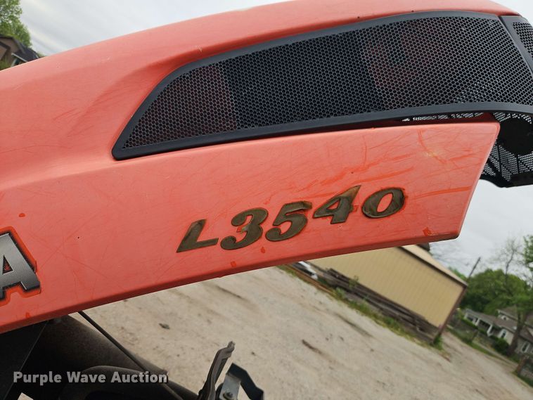 image for item EJ0004 Kubota L3540 tractor
