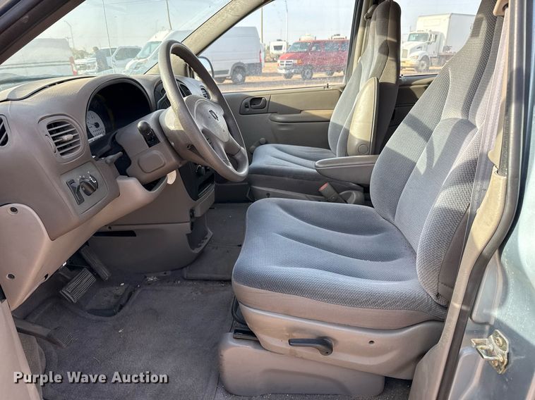 image for item EJ3597 2003 Dodge Caravan van