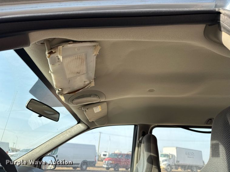 image for item EJ3597 2003 Dodge Caravan van