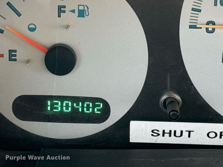 image for item EJ3597 2003 Dodge Caravan van