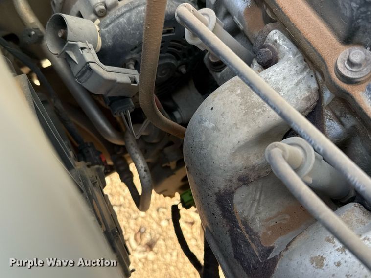 image for item EJ3597 2003 Dodge Caravan van