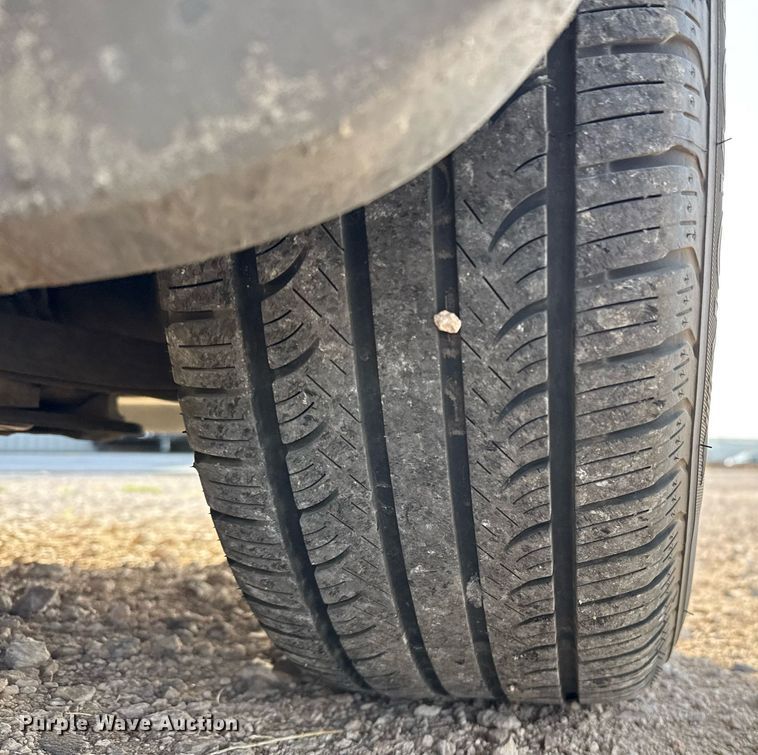 image for item EJ3597 2003 Dodge Caravan van