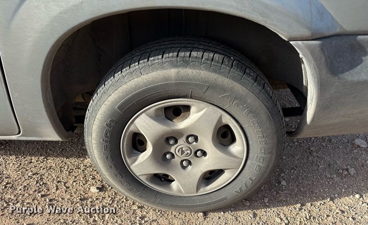 image for item EJ3597 2003 Dodge Caravan van