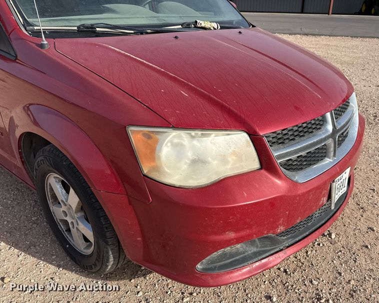 image for item EJ3602 2013 Dodge Grand Caravan van