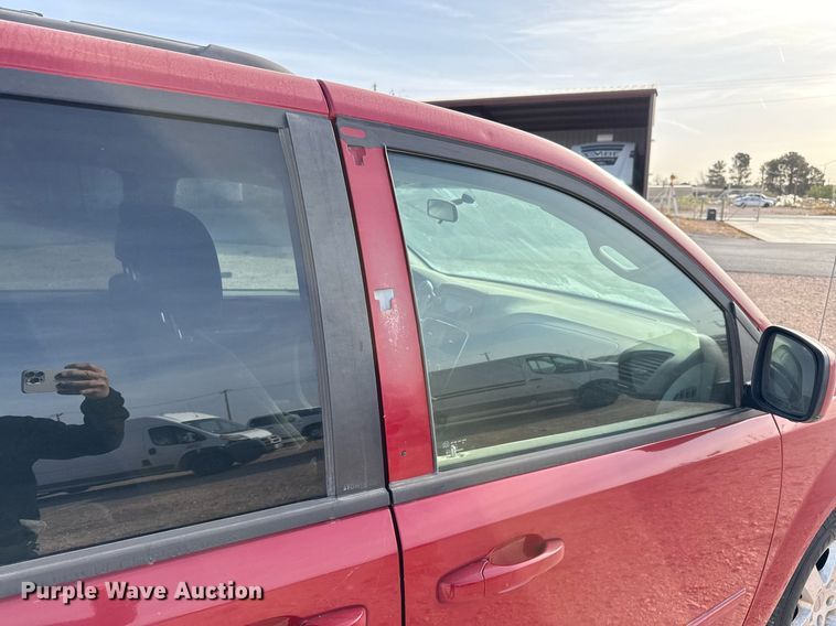 image for item EJ3602 2013 Dodge Grand Caravan van