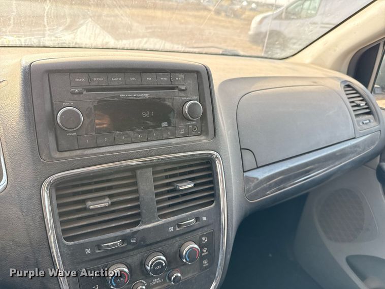 image for item EJ3602 2013 Dodge Grand Caravan van