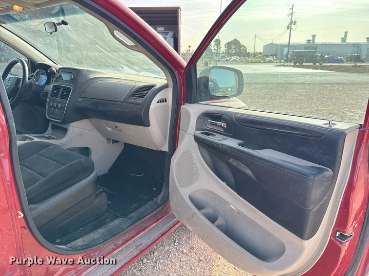 image for item EJ3602 2013 Dodge Grand Caravan van