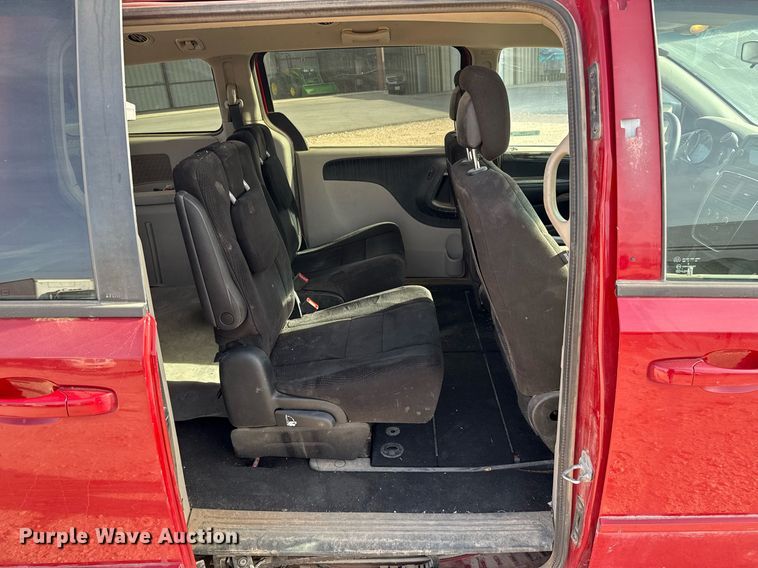 image for item EJ3602 2013 Dodge Grand Caravan van