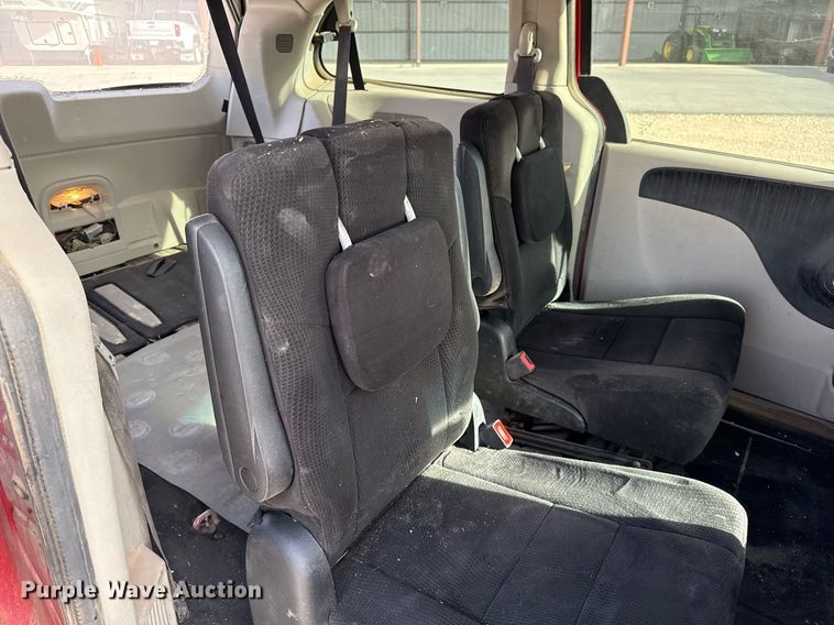 image for item EJ3602 2013 Dodge Grand Caravan van