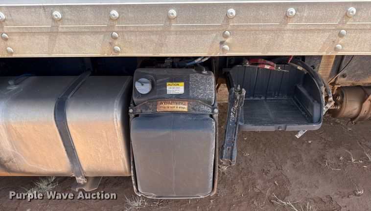 image for item EJ3604 2016 Freightliner M2 box truck